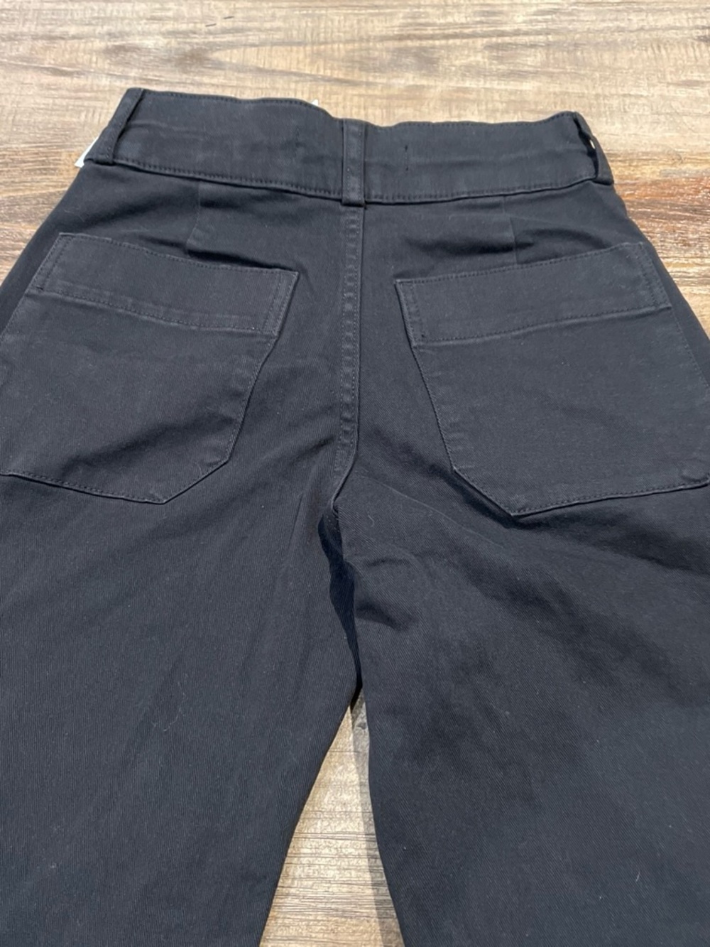 Express Women's Straight-Leg Jean trousers in Black - Picture 6 of 6